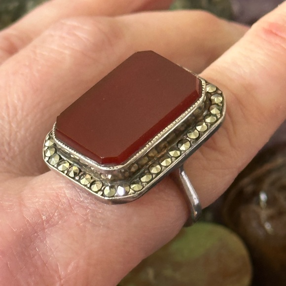 Vintage carnelian sterlingsilver statement ring - Picture 7 of 8